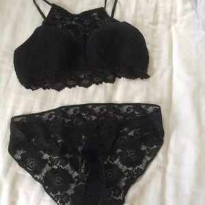 Bralette and panties set